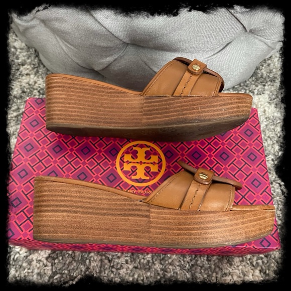 TORY BURCH wedge slide - Picture 6 of 9